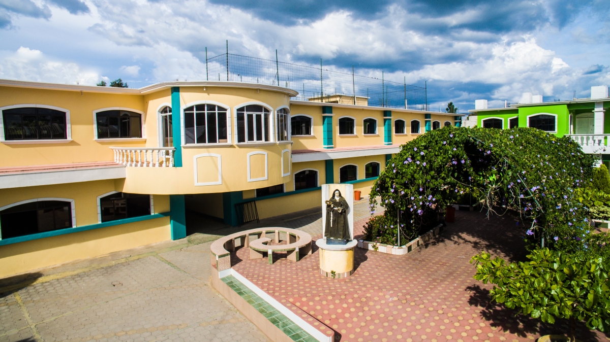 <br><br><br>Resolución Ministerial No. 987-2002 C.N<br><b><br></b>